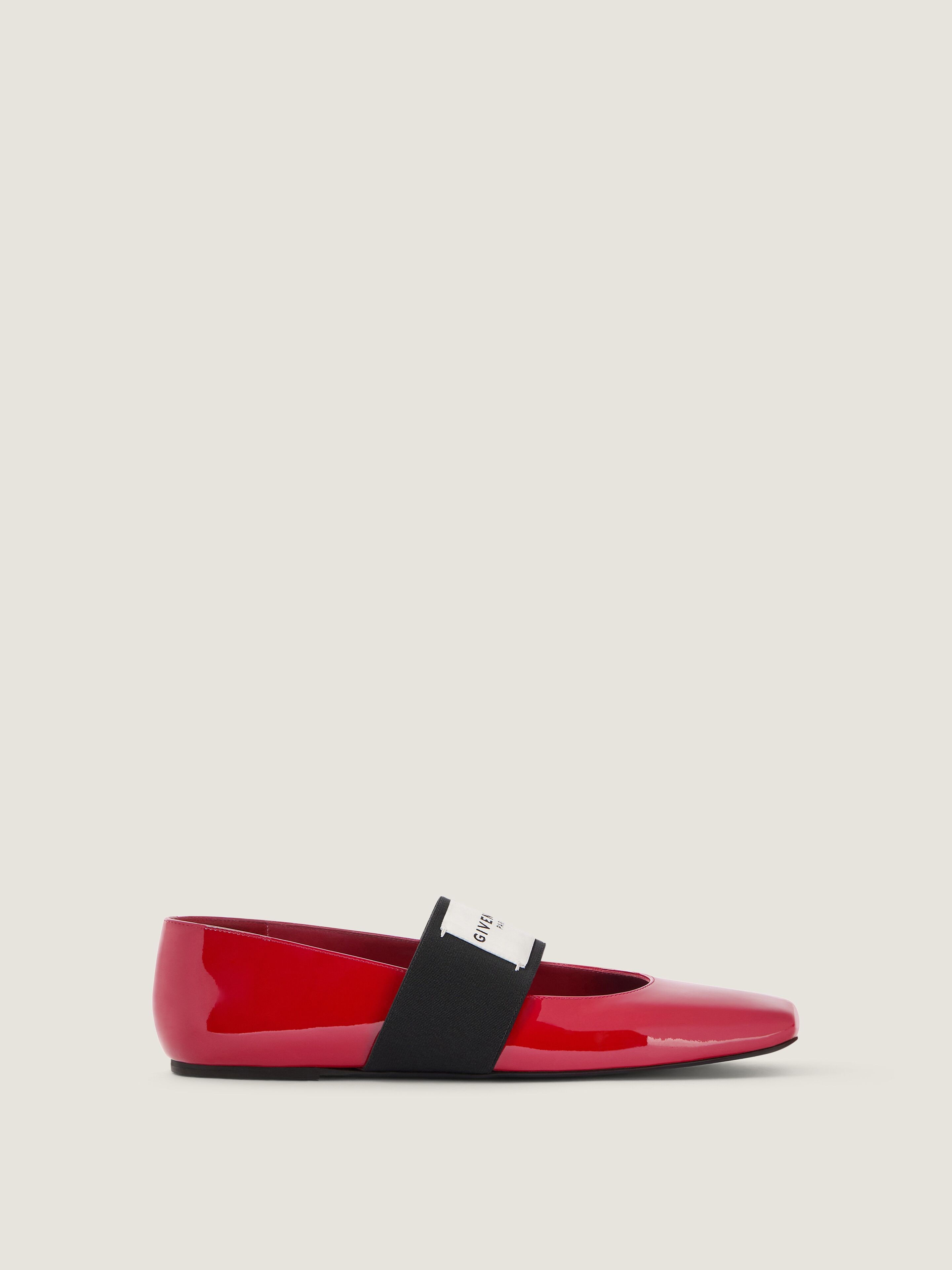 Sliced Square ballerinas in patent leather